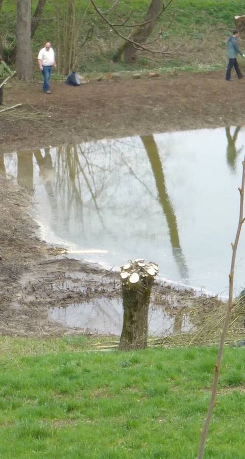 Freiwillig in Aktion im Gelände
